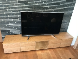 新潟市のＫ様邸にオーダー(特注)テレビボードをお届けしました！