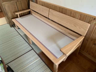 聖籠町のH様邸へ3人掛けあぐらソファをお届けしました！