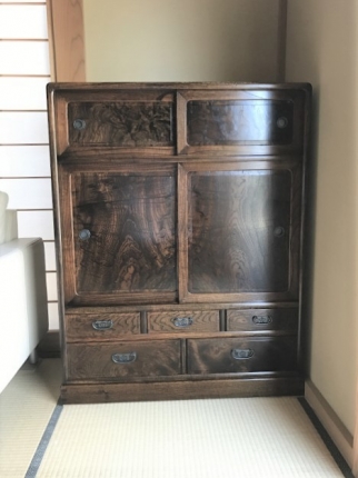 新発田市のＴ様邸へ【85幅総欅和茶棚】をお届けしました！