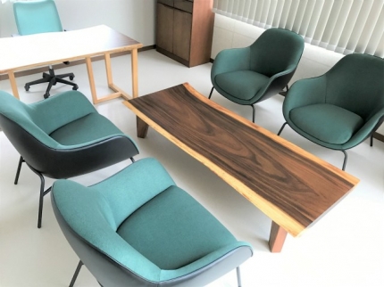 株式会社　石田建設様の新社屋へ家具をお届けしました！