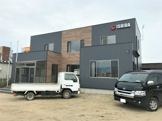 株式会社　石田建設様の新社屋へ家具をお届けしました！