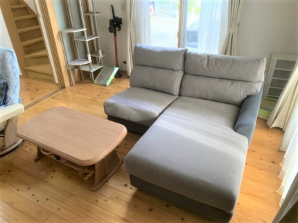 新潟市のK様邸へペット対応ソファをお届けしました！
