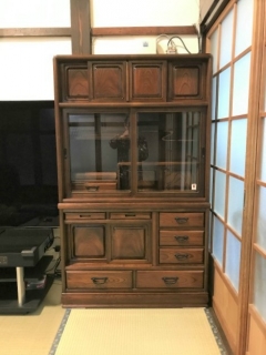 胎内市のT様邸へ和茶棚・135幅花梨材座卓をお届けしました！