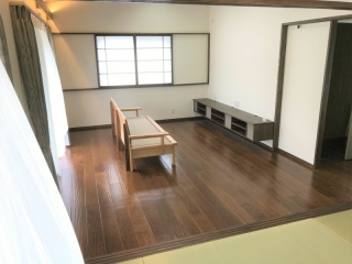 村上市のＯ様邸に３人掛け畳座あぐらソファをお届けしました！