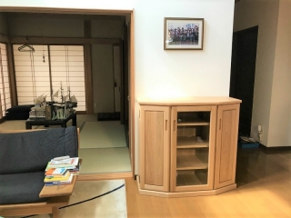 新潟市のY様邸へ110幅ナラ材特注書棚をお届けしました！