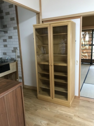新発田市のT様邸へ120幅WN材カウンターボード・80幅ナラ材キャビネットをお届けしました！