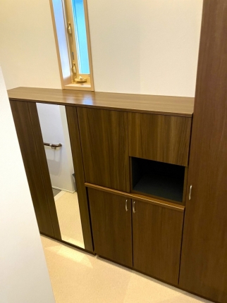 新潟市のI様邸へ特注シューズBOXをお届けしました！