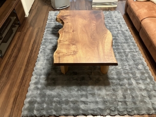 長岡市のS様邸へ122幅一枚板たぶのき材フロアテーブルをお届けしました！