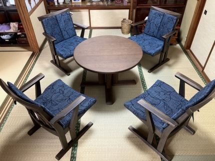 新潟市のS様邸へ85丸ナラ材LDテーブルをお届けしました！