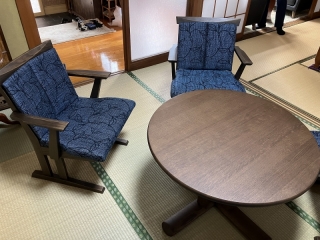 新潟市のS様邸へ85丸ナラ材LDテーブルをお届けしました！