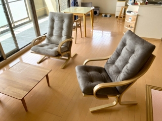 新発田市のW様邸へ腰に優しい椅子、1人掛けソファをお届けしました！