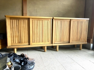 新潟市のH様邸へ122幅楠材特注下駄箱をお届けしました！