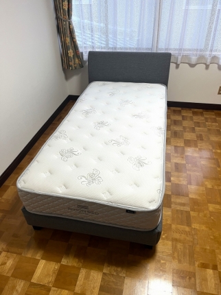 新潟市のI様邸へ日本ベッド【F：ラフィア　M：シルキーフォルテ】お届けしました！