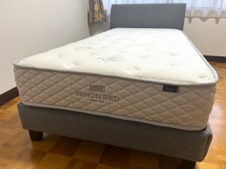 新潟市のI様邸へ日本ベッド【F：ラフィア　M：シルキーフォルテ】お届けしました！