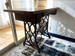 新潟市のK様邸へリメイクミシン台をお届けしました！