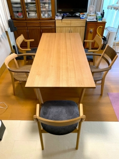 新潟市のM様邸へ180幅オーク材ダイニングテーブル、チェア、ソファセットをお届けしました！